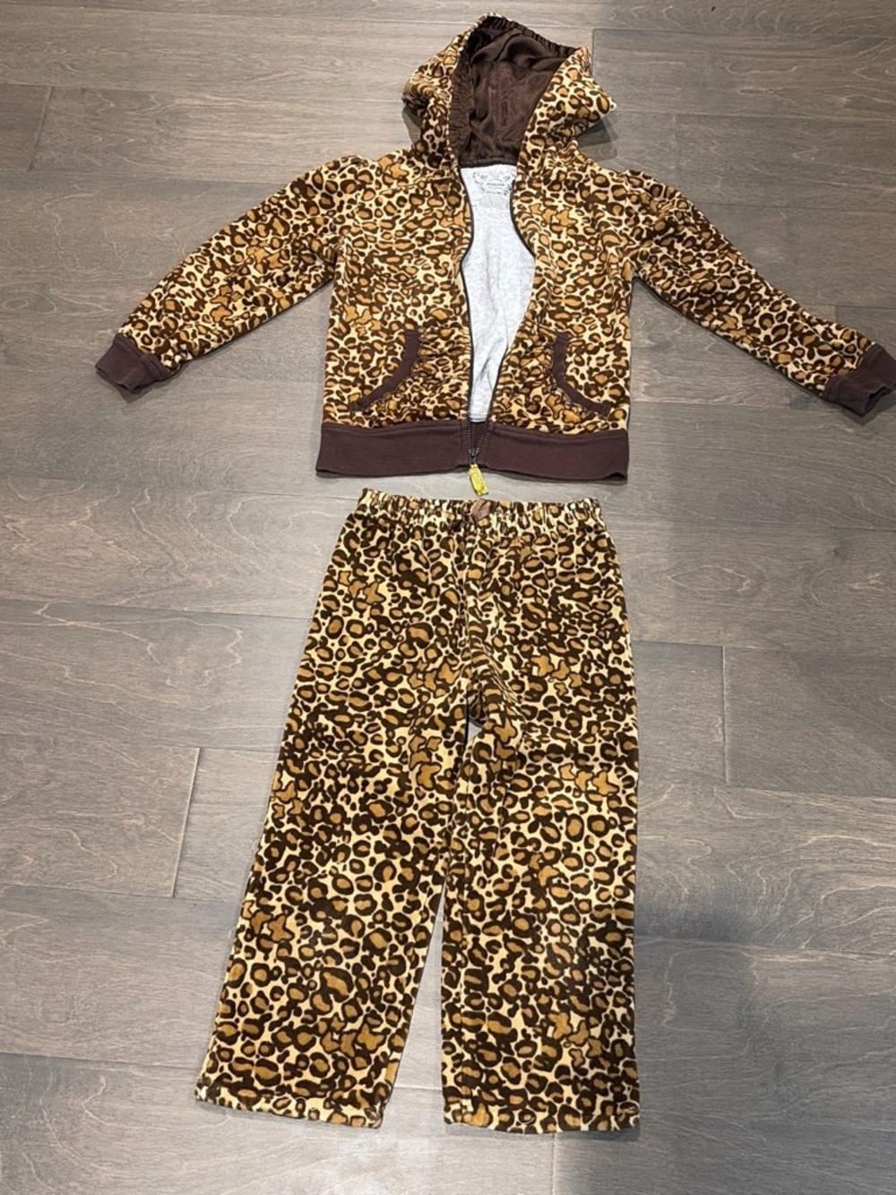 (AJC Brand)Girls 5T Leopard matching Set